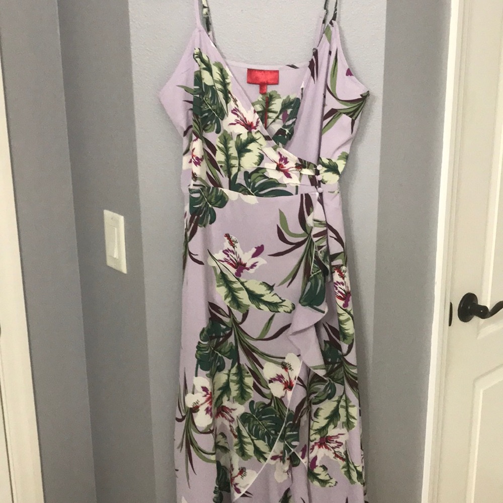 BOGO 💥 Jennifer Lopez Hawaiian dress!